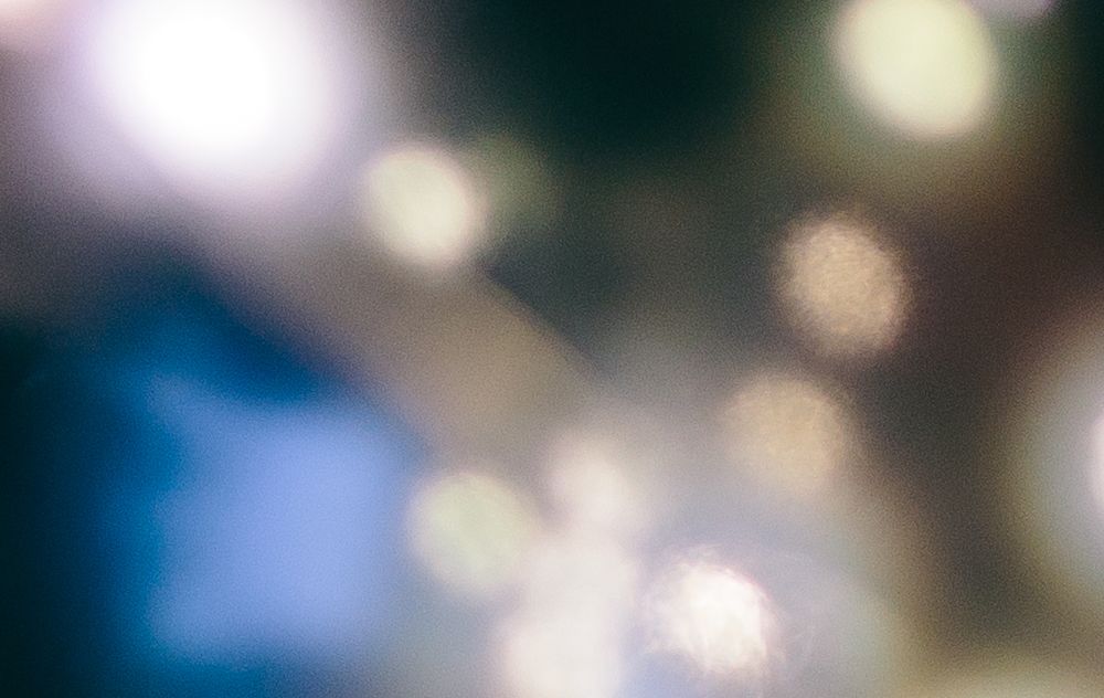 Warmes Bokeh in Gold und Blau